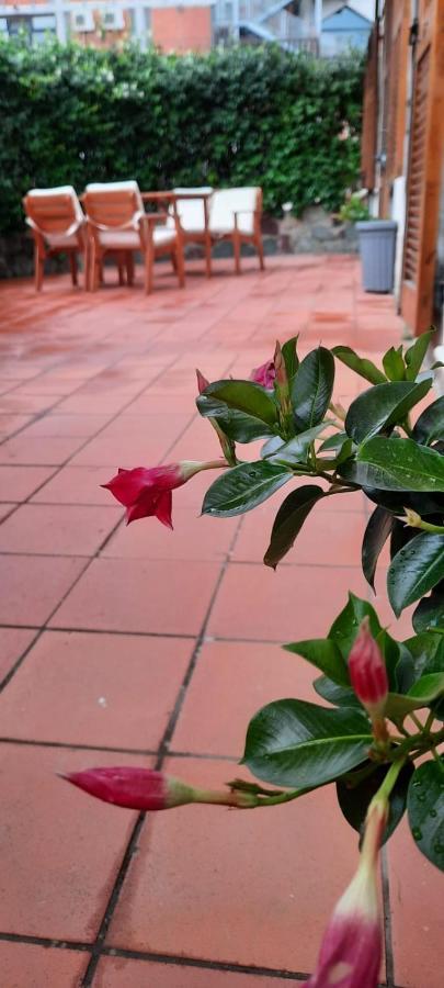 Appartamento Comodo Per Lerici E 5 Terre Piano di Follo Bagian luar foto